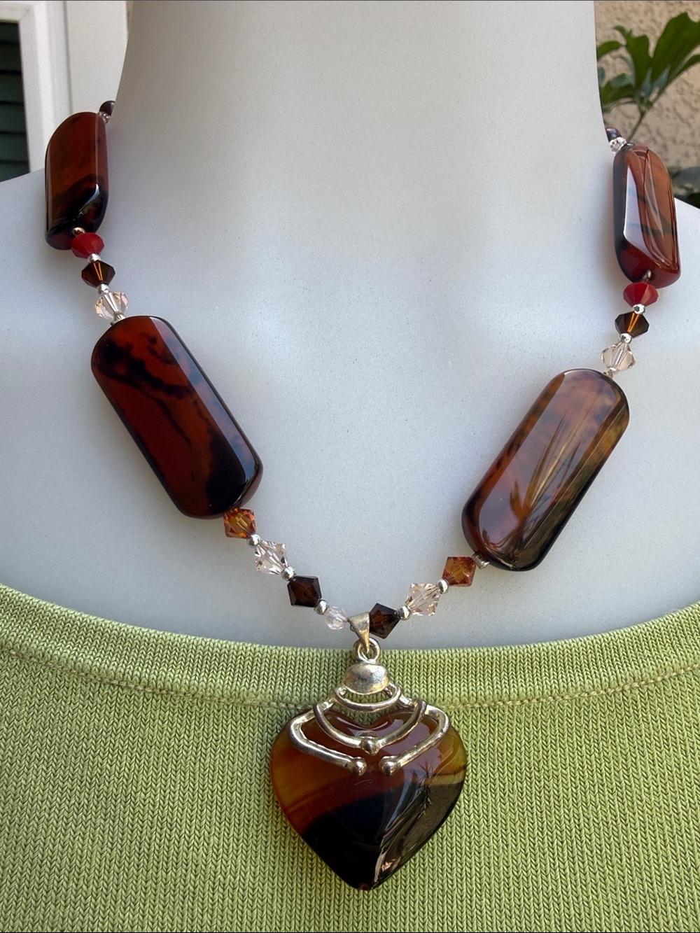 Vintage handcrafted agate necklace with Swarovski crystals